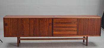 SIDEBOARD, "Grand", Nils Jonsson för Troeds industrier, Bjärnum.