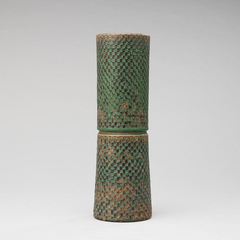 A Stig Lindberg stoneware vase, Gustavsberg Studio 1968.