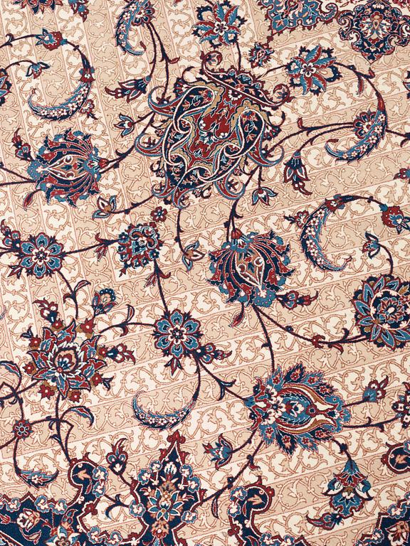 Seirafian, CARPET. Esfahan, Seirafian. 323,5 x 212 cm.