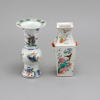 VASER, 2 st, porslin, Kina, 1800-tal.