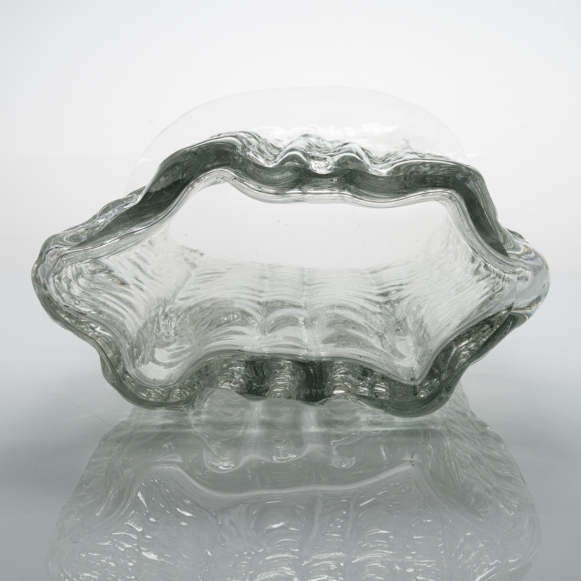 Timo Sarpaneva, skulptur, "Railo" (Råk) ur serien Finlandia signerad Timo Sarpaneva. Iittala 1964.