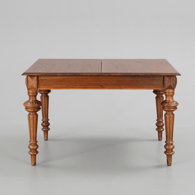 MATSALSMÖBEL, 7 delar, nyrenässans, 1800-talets slut.