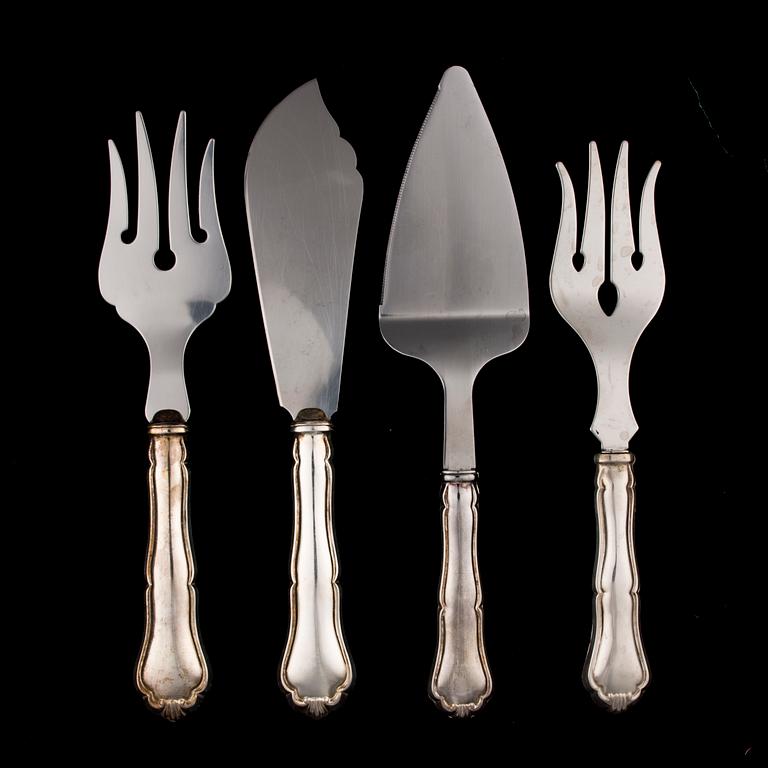 SERVERINGSBESTICK, 8 delar, silver, "Chippendale", bär diverse finska tillverkarstämplar, 1991-2013.