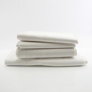 Dukar 4 st damast och dräll 1900-talets första hälft/mitt.