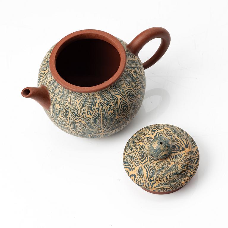 Fan Weiqun, 'Gongfu'-tekanna, polykrom yixing, Kina, 1990-tal.