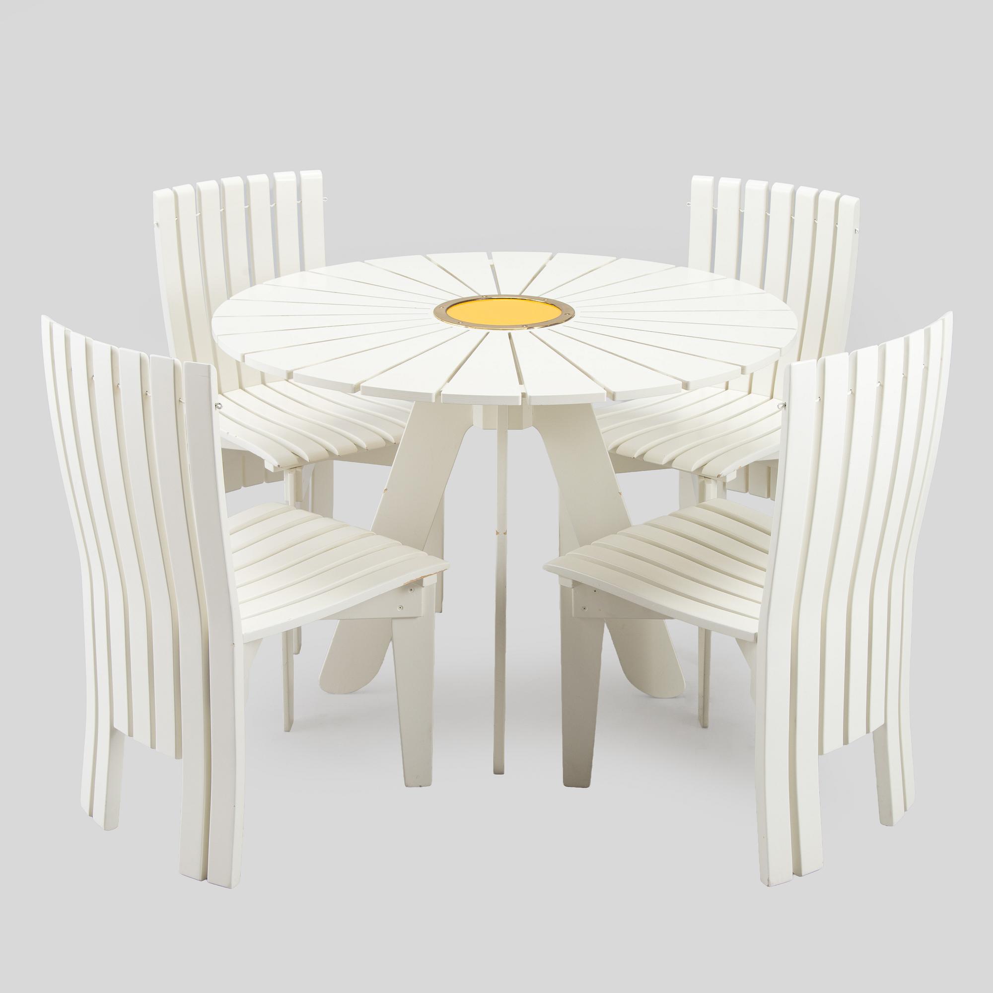 Alvar & Aino Aalto, trädgårdsmöblemang, 5 delar, "Aurinko"-serien, Artek, 2000-tal.