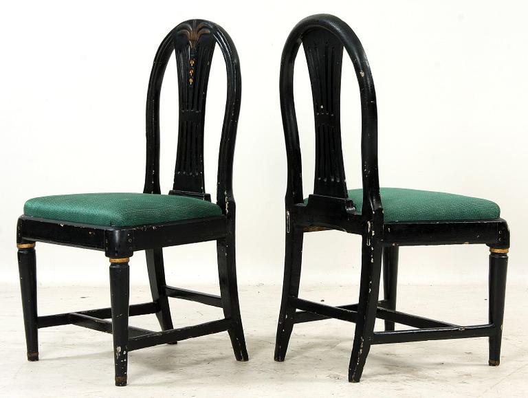 STOLAR, 2 st, gustavianskt provinsarbete, 1700/1800-tal.