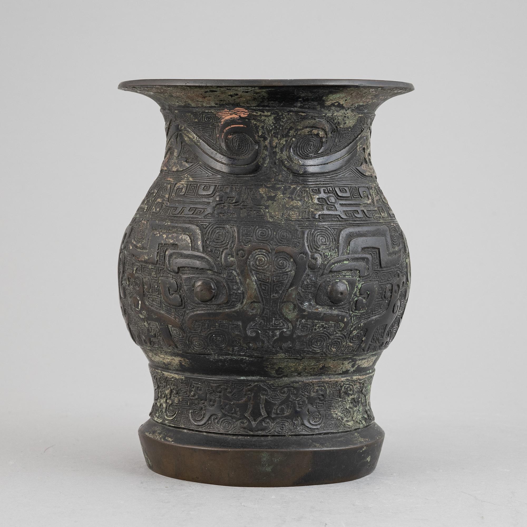 A archaistic bronze vase, Ming dynasty or older.