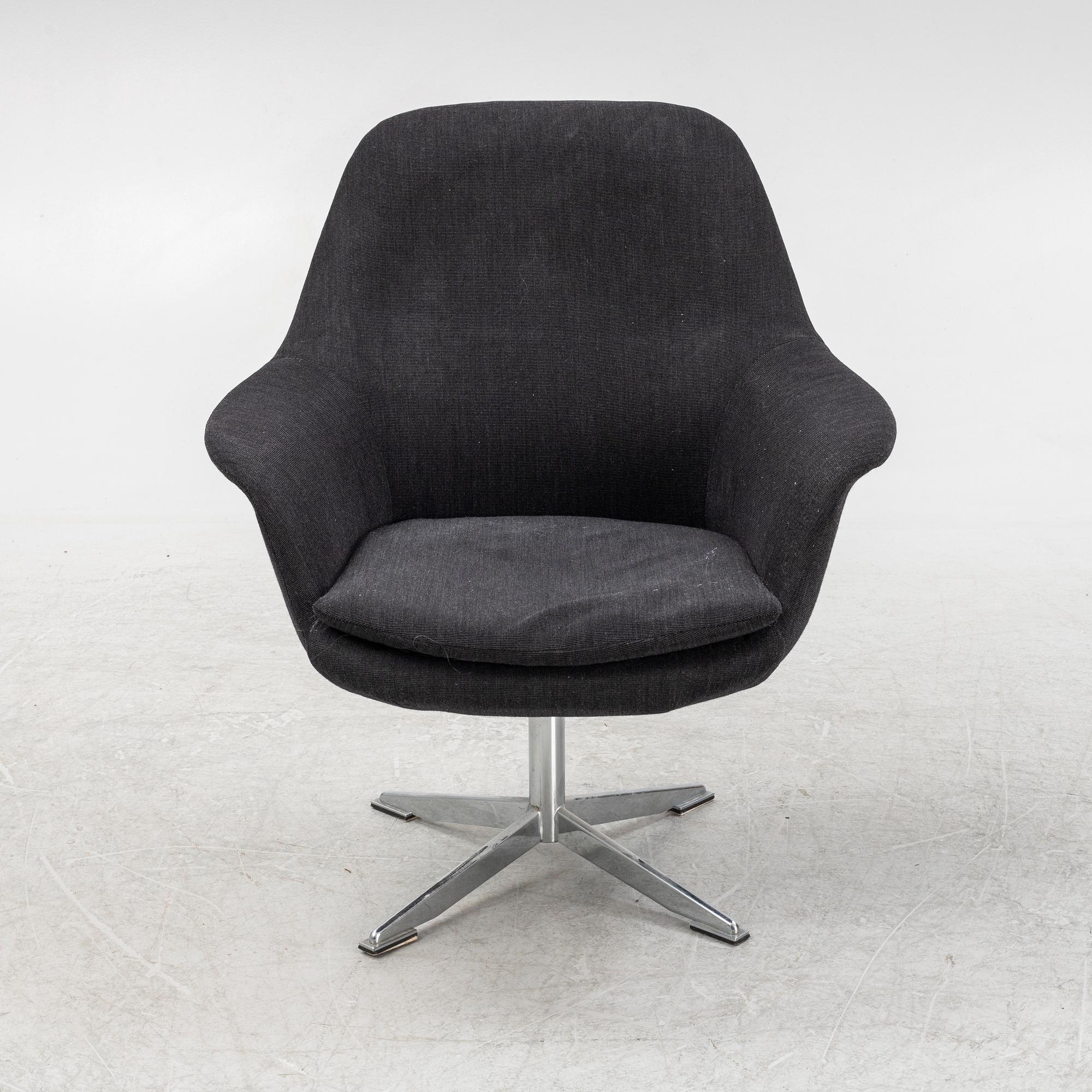 Axel Larsson, A Swivel Easy Chair, "Columbi", Verkstads AB Lindqvist Motala, 1960-tal.