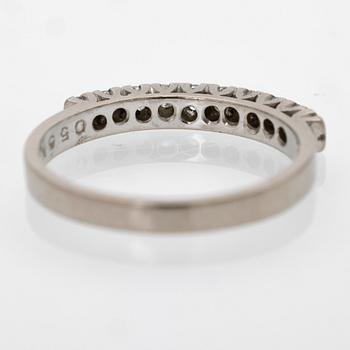 Ring halvallians 18K vitguld med diamanter, Sandin & Söner Göteborg 1988.