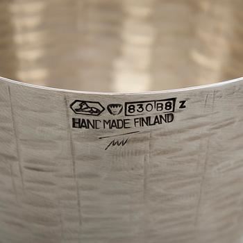 Tapio Wirkkala, A set of two silver bowls and two silver beakers, Kultakeskus Hämeenlinna 1970-1979.