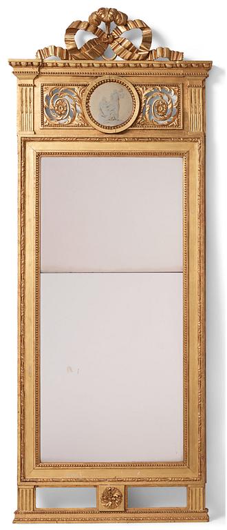 A Swedish Gustavian mirror by Lago Lundén 1791.