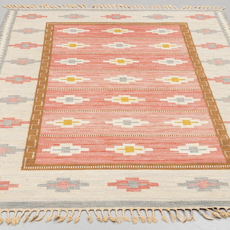 ANNA-GRETA SJÖQVIST, MATTIO, flat weave, ca 243 x 169 cm, signed AGS.