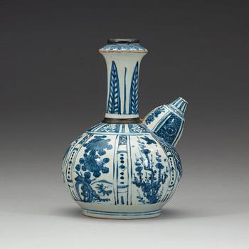 A blue and white kendi, Ming dynasty, Wanli (1572-1620).