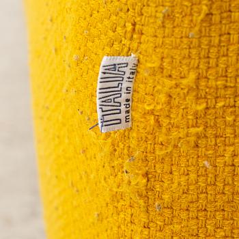 Patricia Urquiola, pall/sittpuff "Tufty Time" för B&B Italia, Italien.