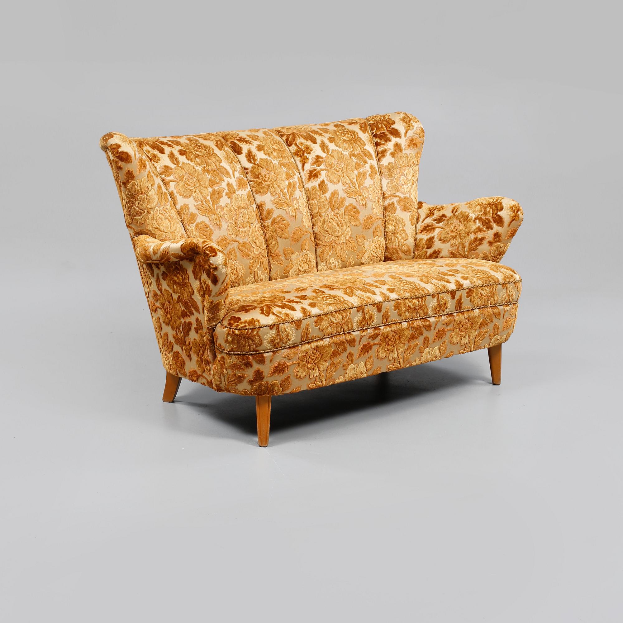 SOFFA, omkring 1900-talets mitt.