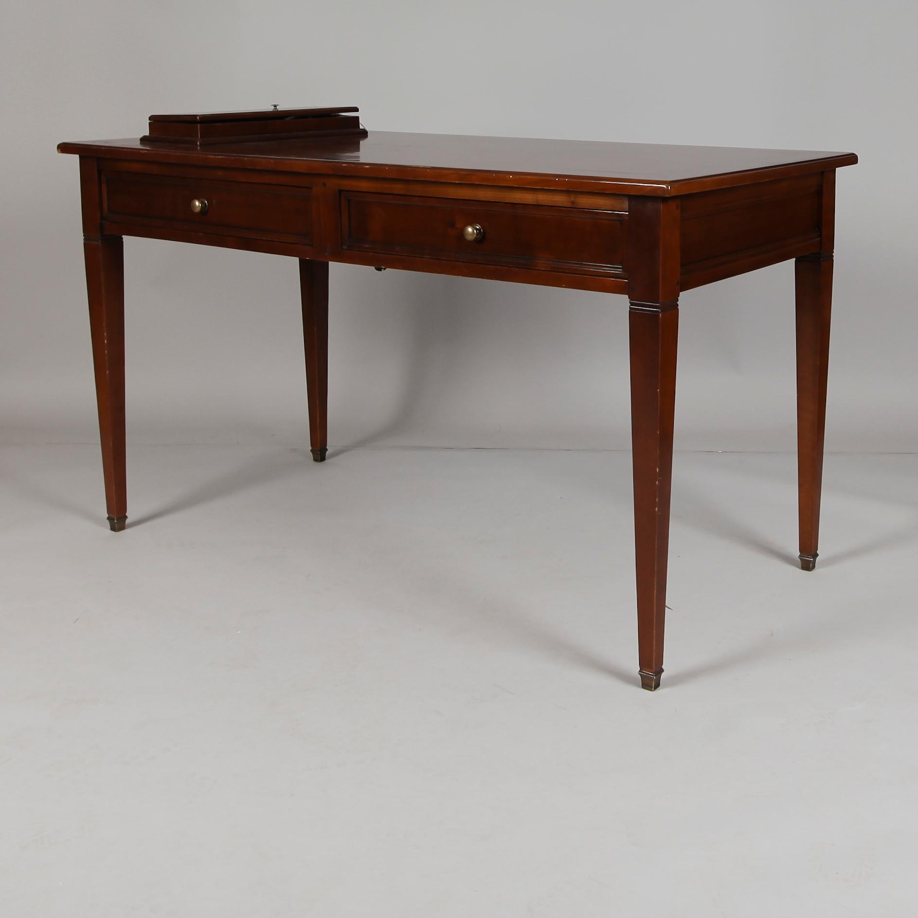 SKRIVBORD, Richelieu, Frankrike, 1900-talets andra hälft.
