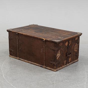 A painted Swedish chest, possibly from Uppland, second half of the 18th century.