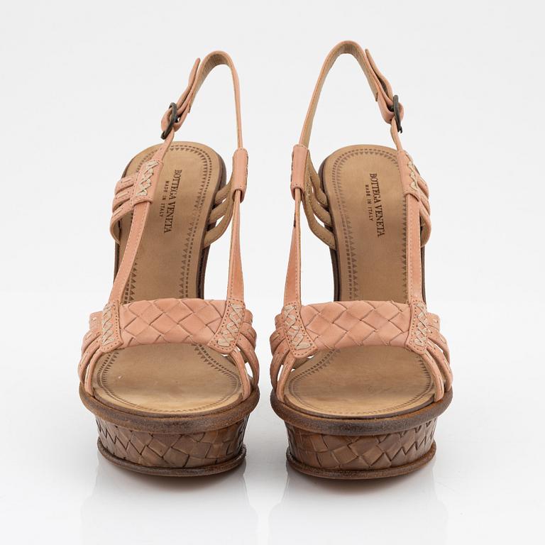 Bottega Veneta, sandaletter, storlek 36.