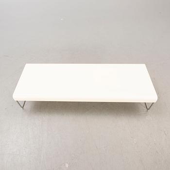 A Piero Lissoni Zap table for Cassina 1990s.