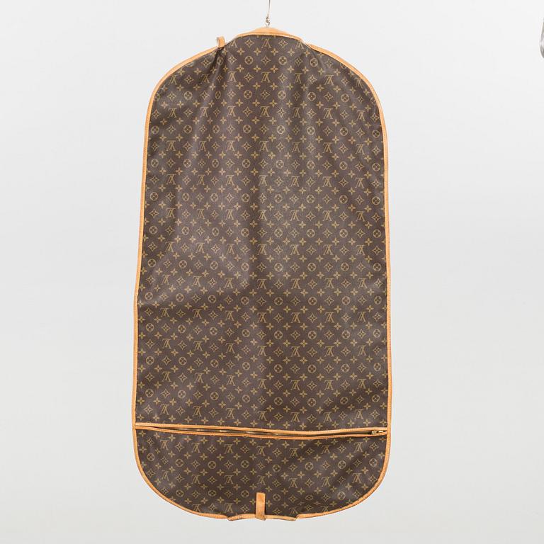 LOUIS VUITTON, "Garment cover".