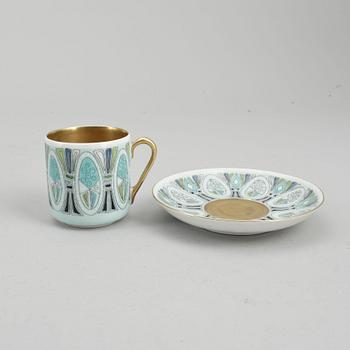 MOCKAKOPPAR MED FAT, 12 st, porslin, "Leila", Arabia, Finland 1900-talets andra hälft.