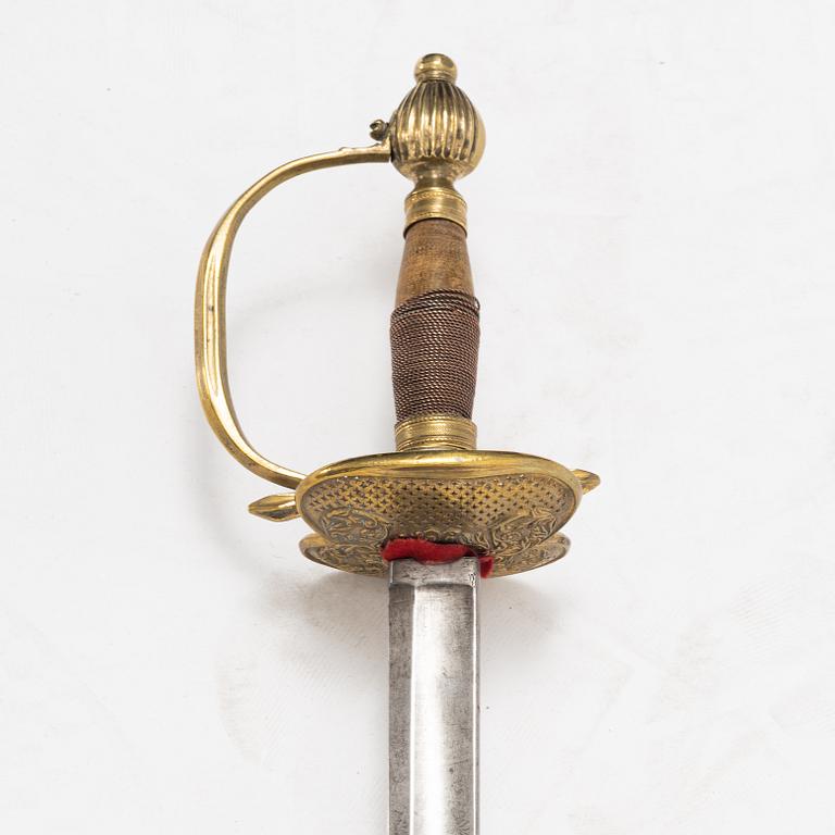 Värja svensk, för infanteriofficer, 1800-talets första hälft.