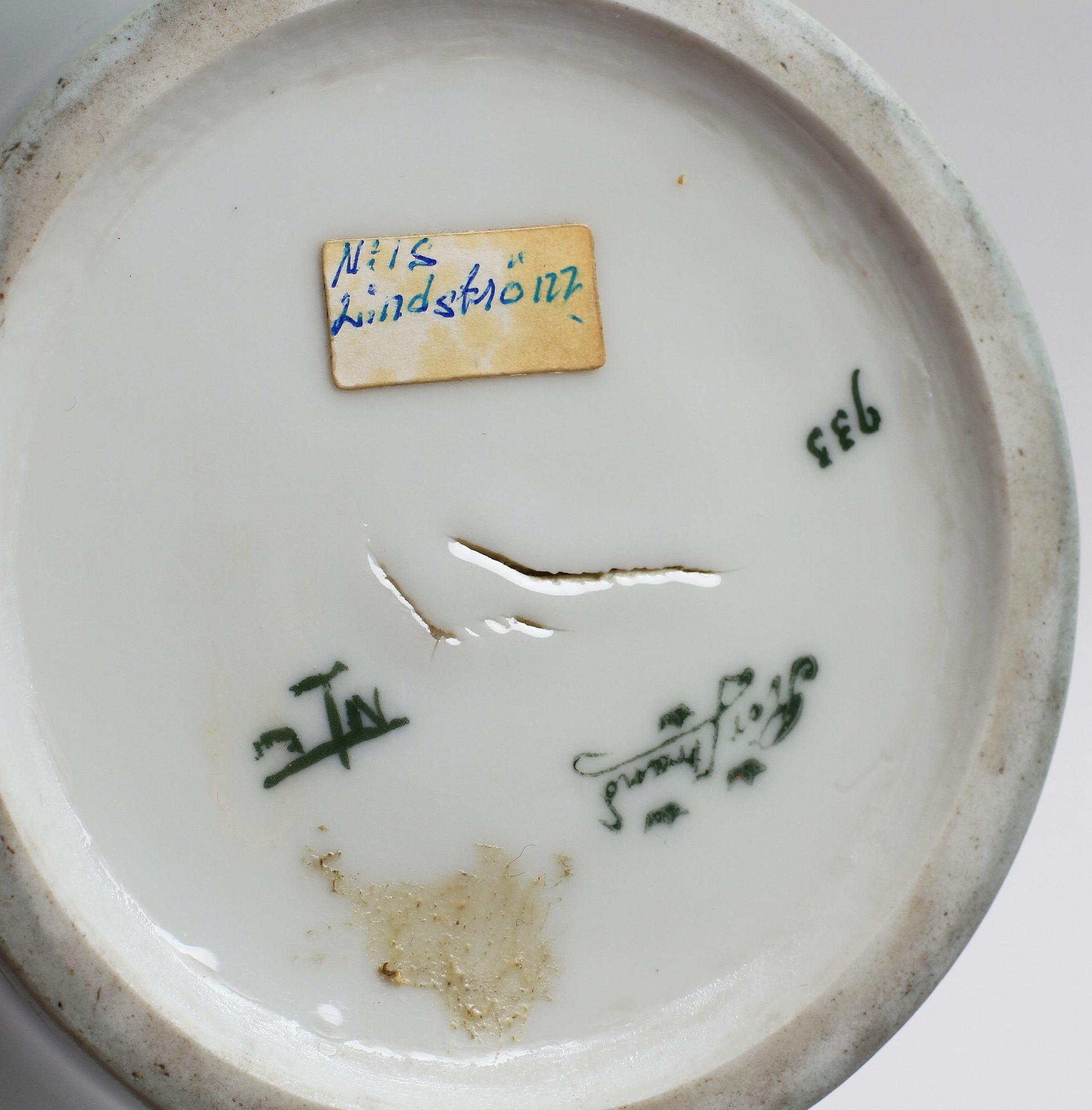 VAS, porslin, jugend, Nils Emil Lundström, Rörstrand.  1900-talets början.