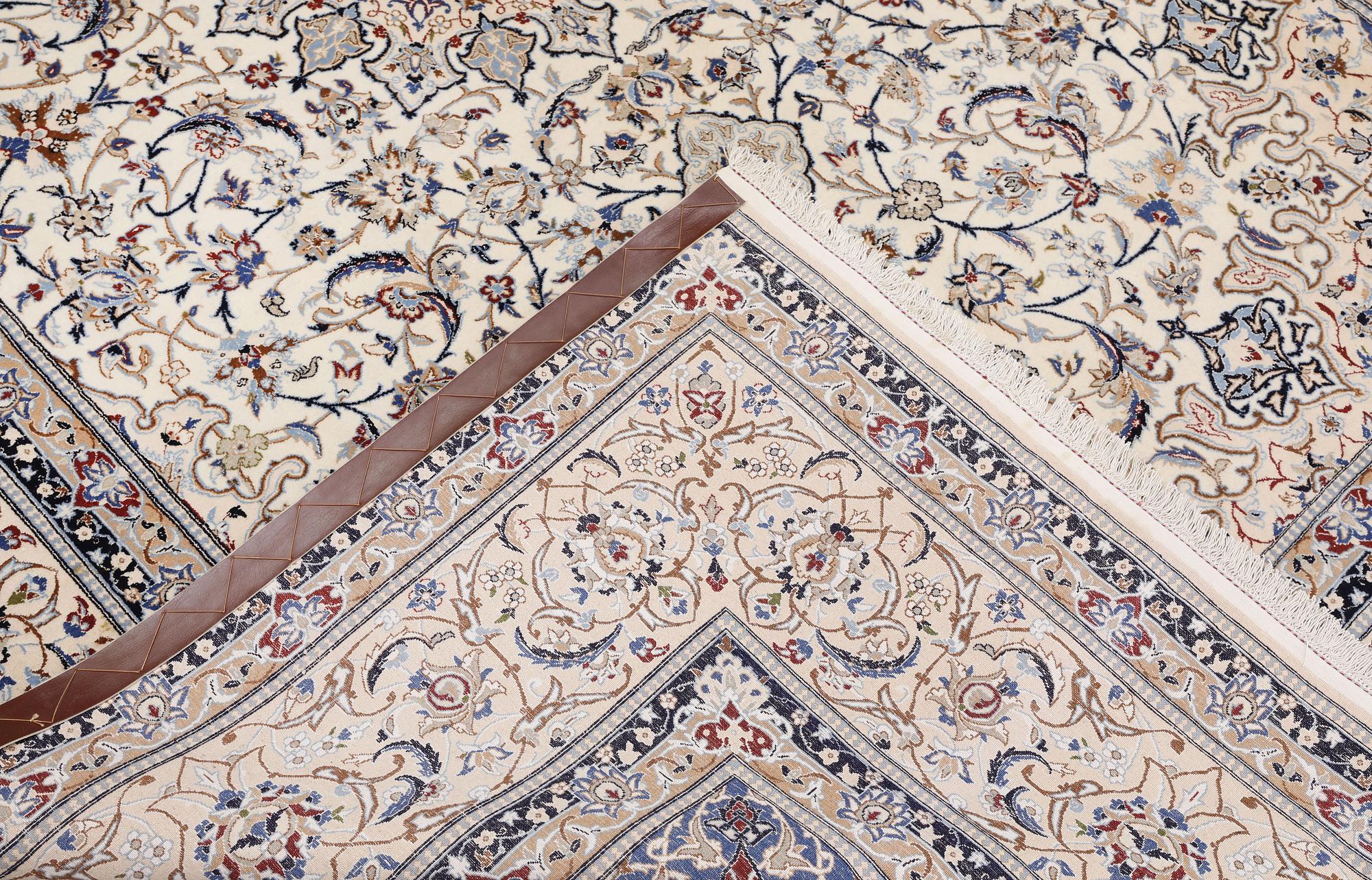 Matta, Nain, part silk, 285 x 197 cm.