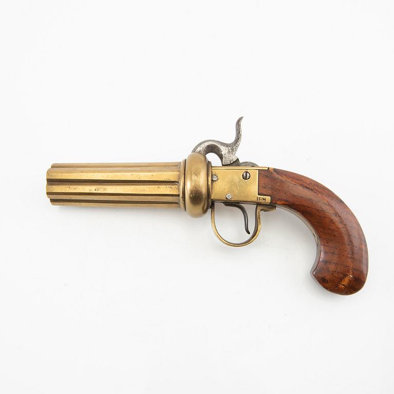 Percussion revolver by Johan Engholm, known as Smålänning / Pepperbox.