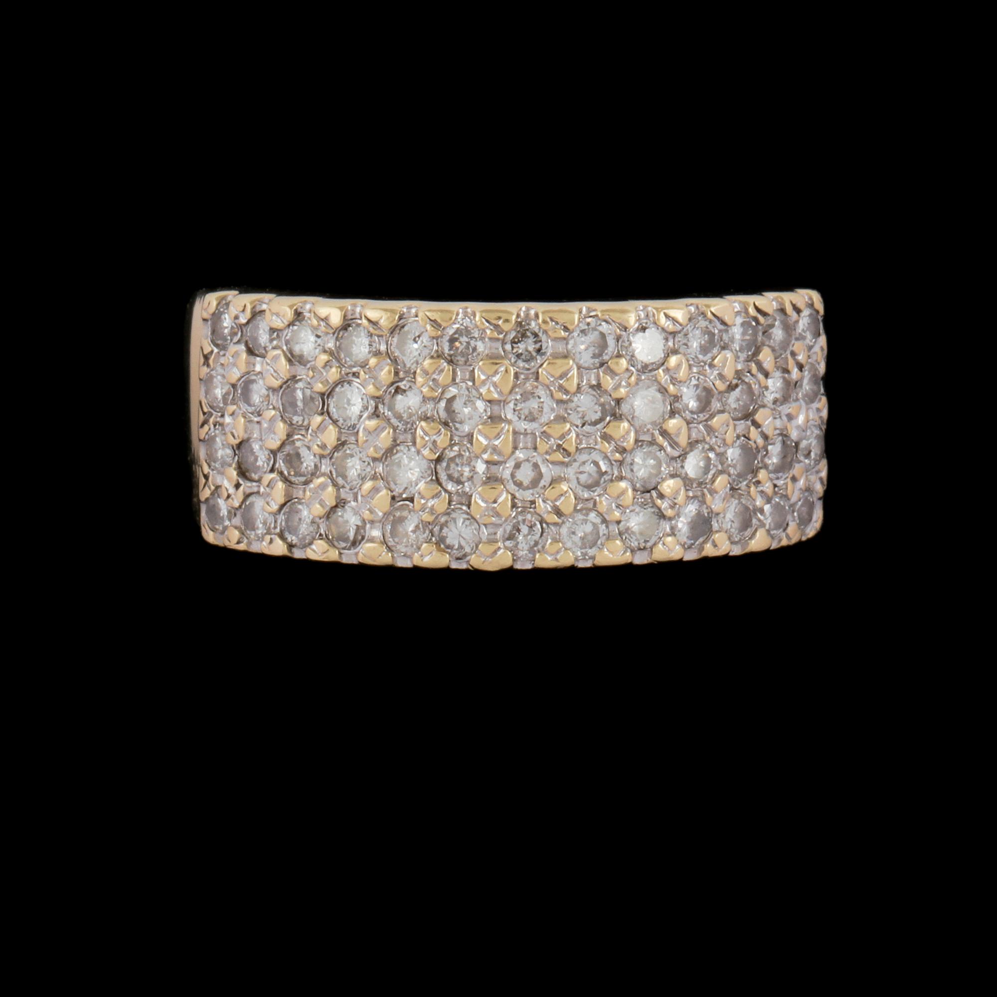 RING, 14K guld med 52 briljantslipade diamanter, ca 1.00 ct, utländska stämplar. Vikt 6,3 g.