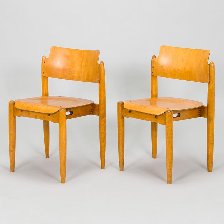 Ilmari Tapiovaara, eight 1940s "Wilman" chairs for Wilh. Schauman Fanerfabrik, Jyväskylä, Finland.