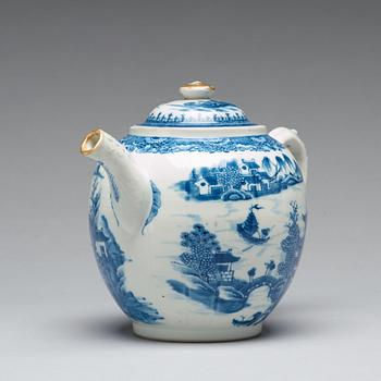 A blue and white punch pot, Qing dynasty, Qianlong (1736-95).