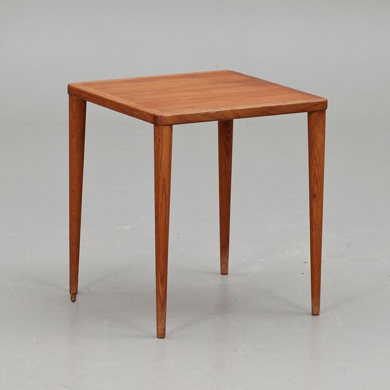 BORD, troligen Maurs Möbler, Växjö, 1950-tal.