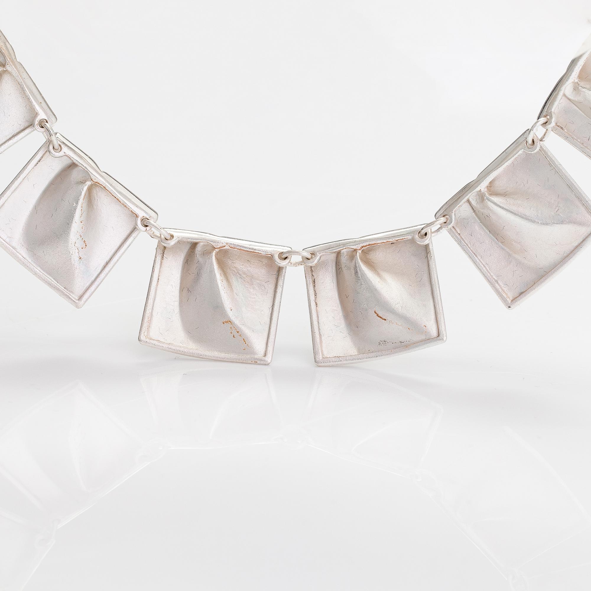 Björn Weckström, A sterling silver necklace "Planetoid valleys". Lapponia 2003.