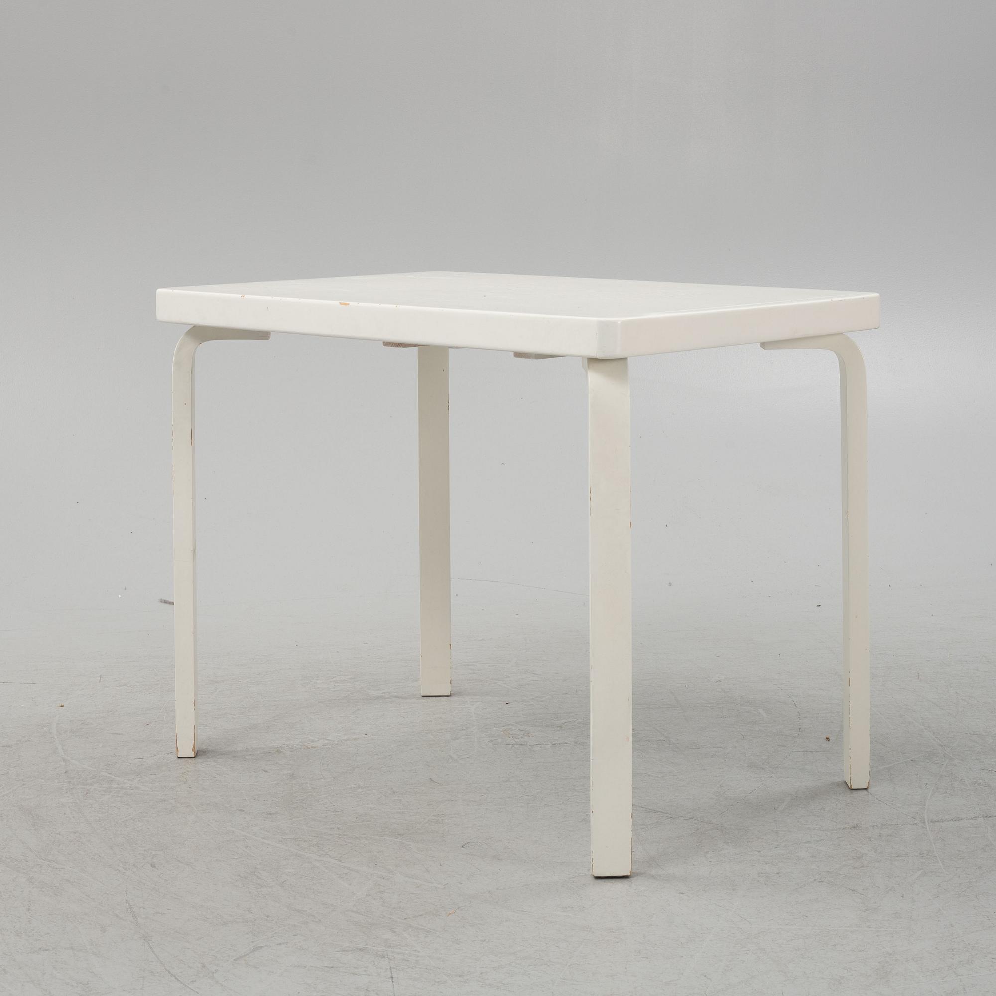 Aino Alto, matbord, modell 95 A,. 1900-talets mitt.