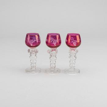 GLASSERVIS, 14 dlr, Trelleborgs glasbruk. 1900-talets första hälft/mitt.