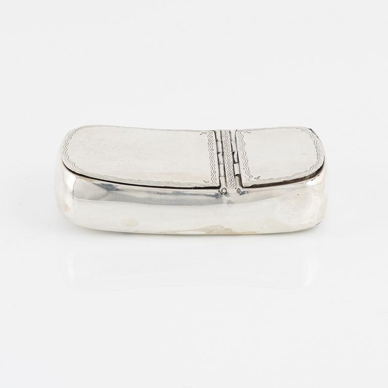 A Swedish Silver Double Box, Silver, mark of Gustaf Lindegren, Helsingborg 1828.