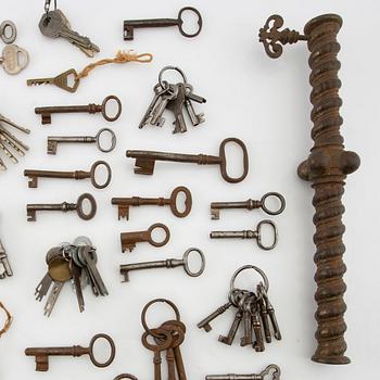 Fittings, handles, hinges, keys, etc. 19th/20th century.