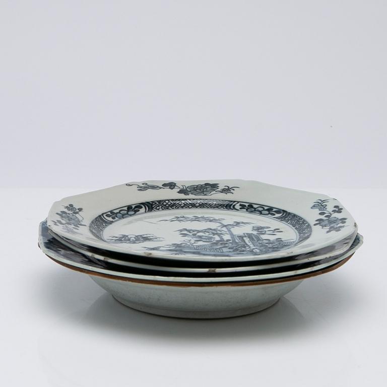 Tallrikar, 4 st, Kina, Qianlong (1736-95).