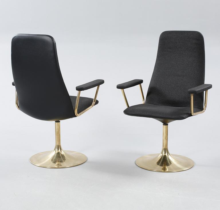 Four armchairs, model Viggen, deigned by Börje Johanson for Johanson Design, late 20th / early 21st century.