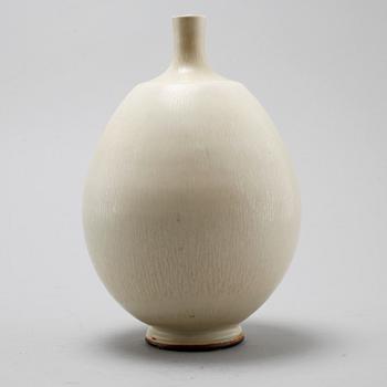 A stoneware vase by Berndt Friberg, Gustavsberg, signed and dated 1976.