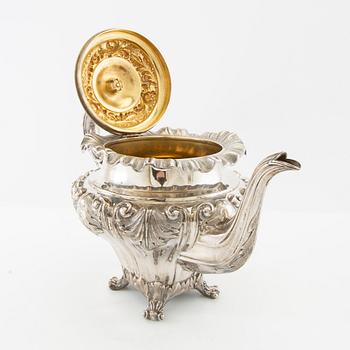 Gustaf Möllenborg, tekanna silver nyrokoko Stockholm 1842.
