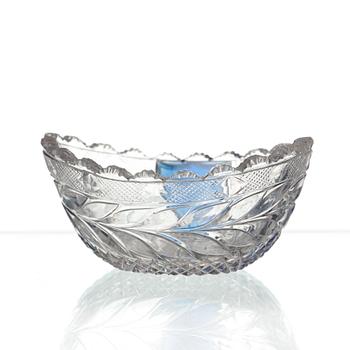 A small Russian glass bowl, Imperial Glass Manufactory, St Petersburg, 19th century.