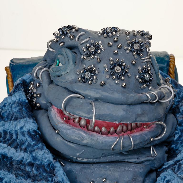 Nathalie Djurberg & Hans Berg, "Whale in Armchair" från "Worship".