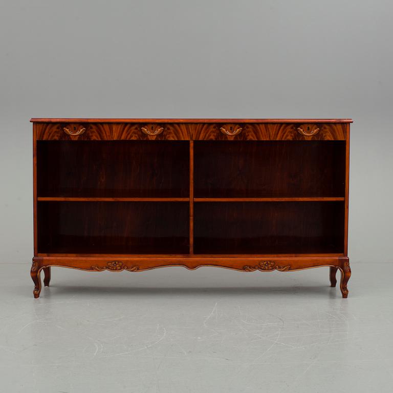 BOKHYLLA, mahogny. 1900-talets mitt.