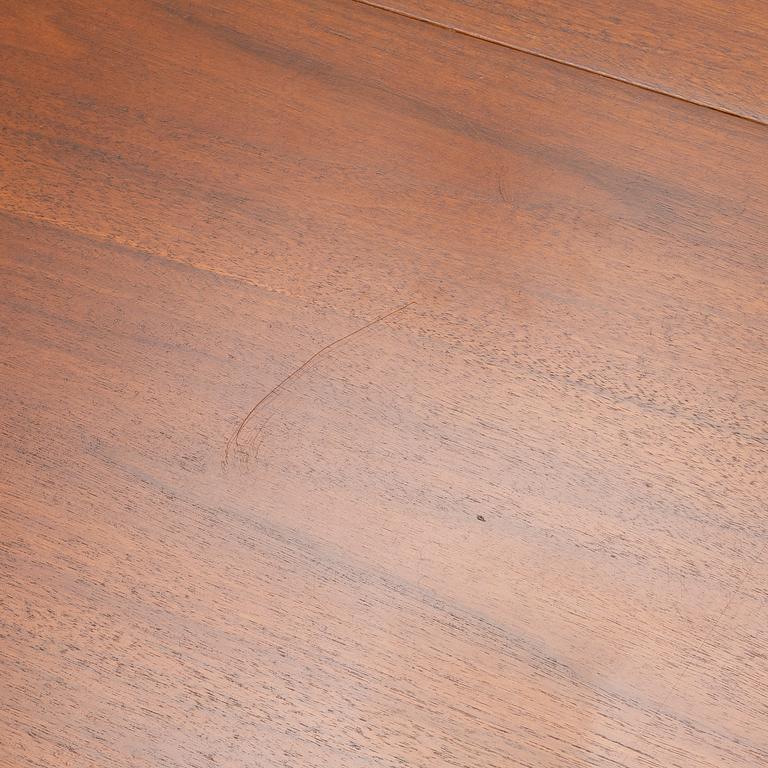 Nils Jonsson, matbord med 6 stolar, Troeds.