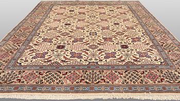 A Keshan carpet, approx. 407 x 290 cm.