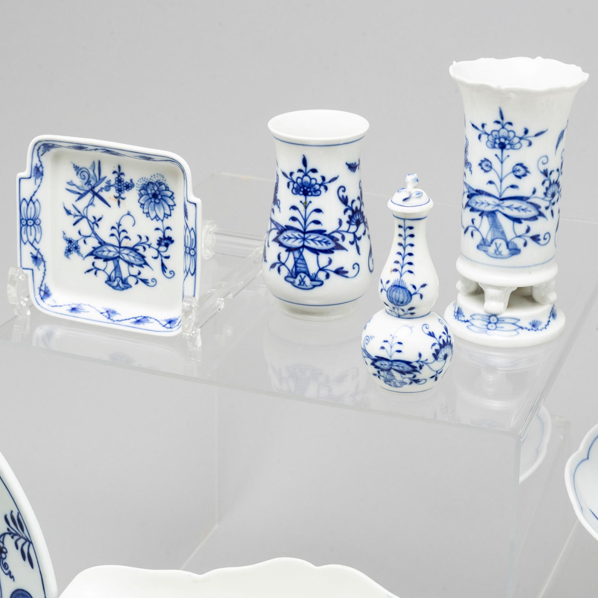 MAT- och KAFFESERVIS, 39 delar, porslin. Tyskland, Meissen, 1900-tal.