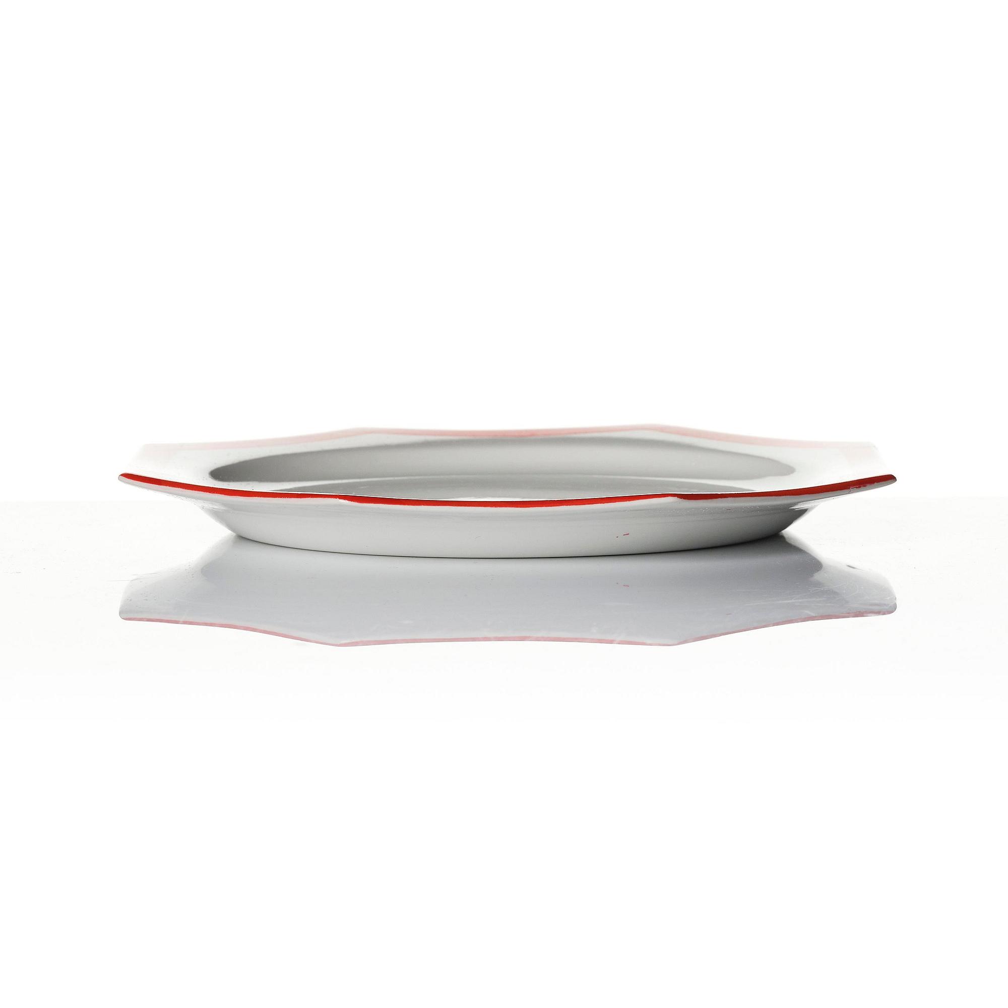 Karin Björquist, a 76-piece “Röd kant” bone china dinner service, Gustavsberg, post 1968.
